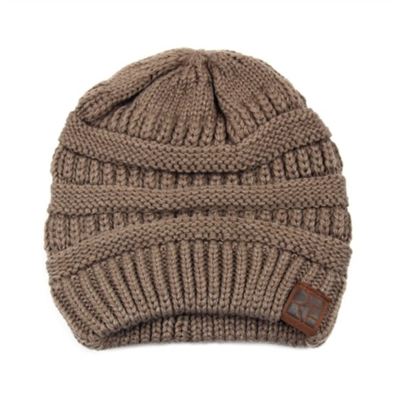 Trend Setter Diva Boutique Accessories - chunky Knit beanie hat